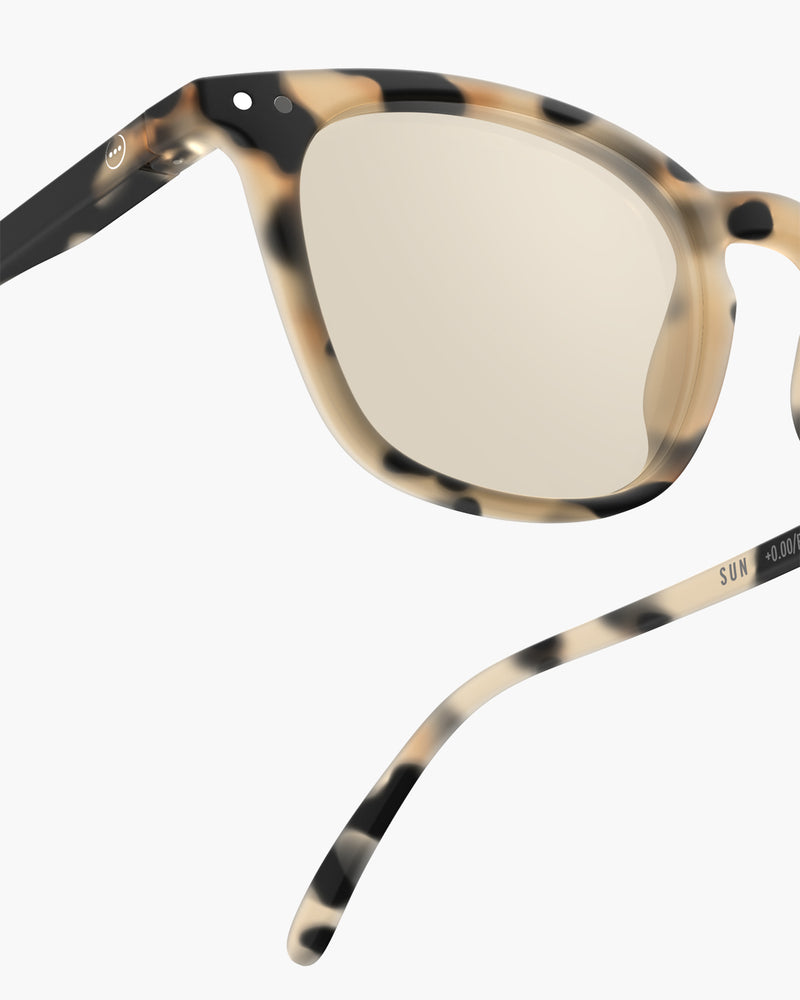 #E Light Tortoise