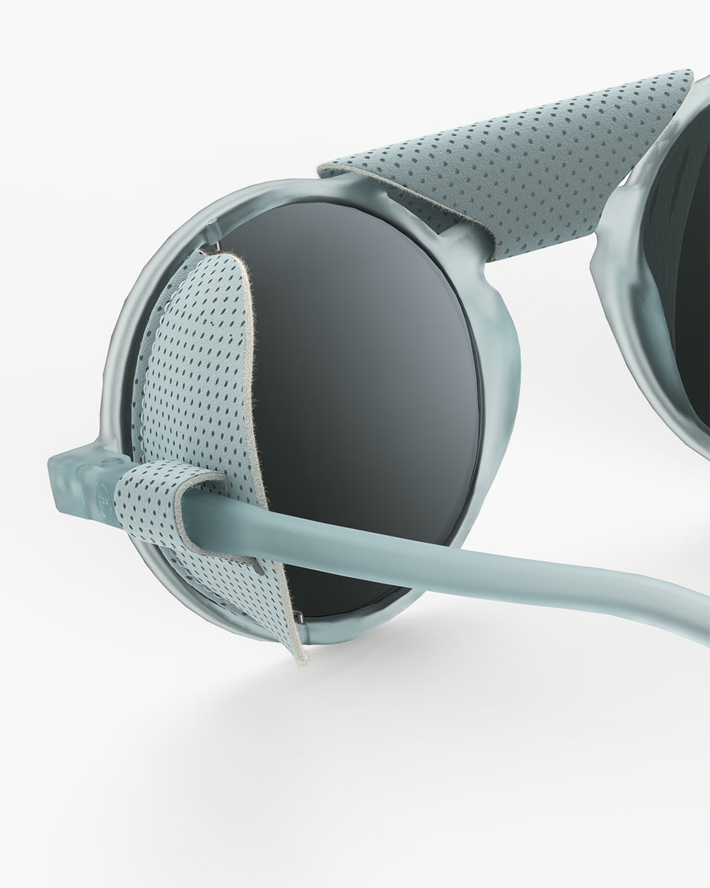 VUE 4 - Interior ZOOM - Headband View - JPG