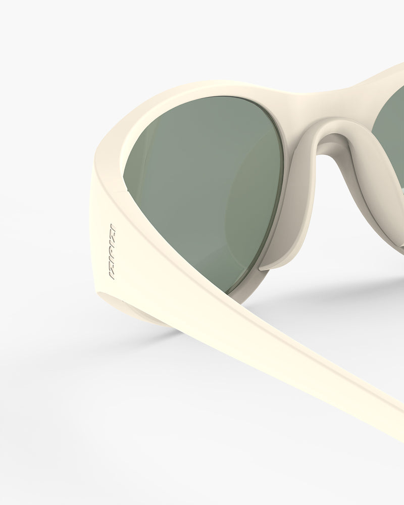 VUE 4 - Interior ZOOM - Headband View - JPG