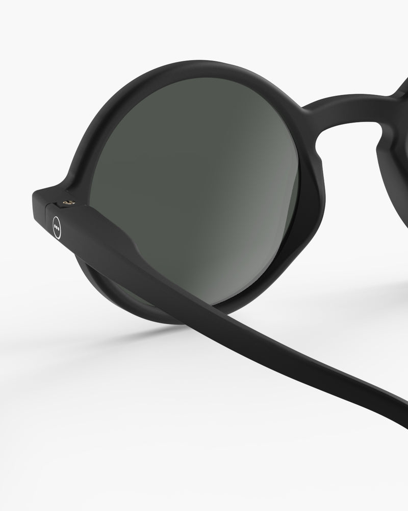 #g Black