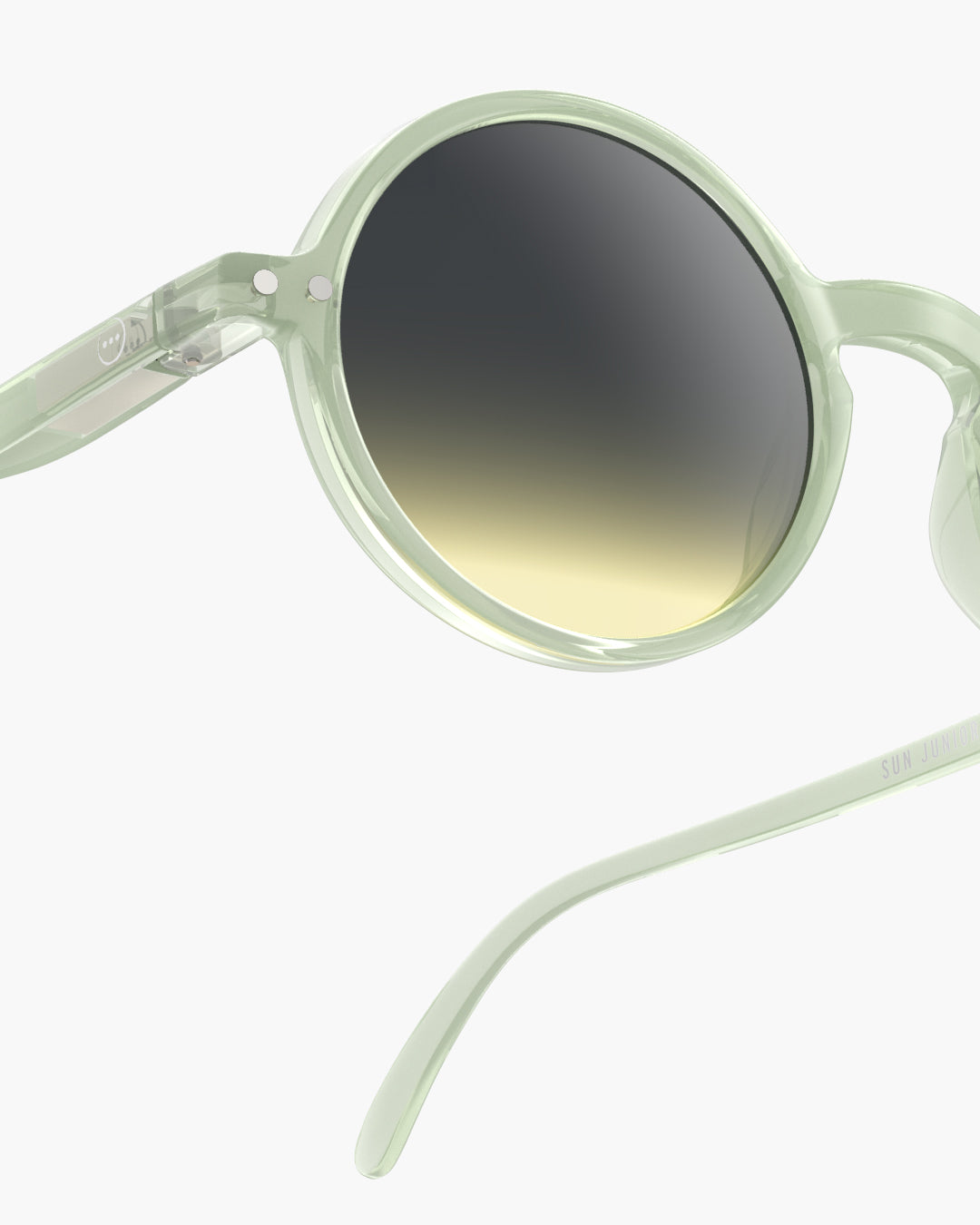 #g Quiet Green