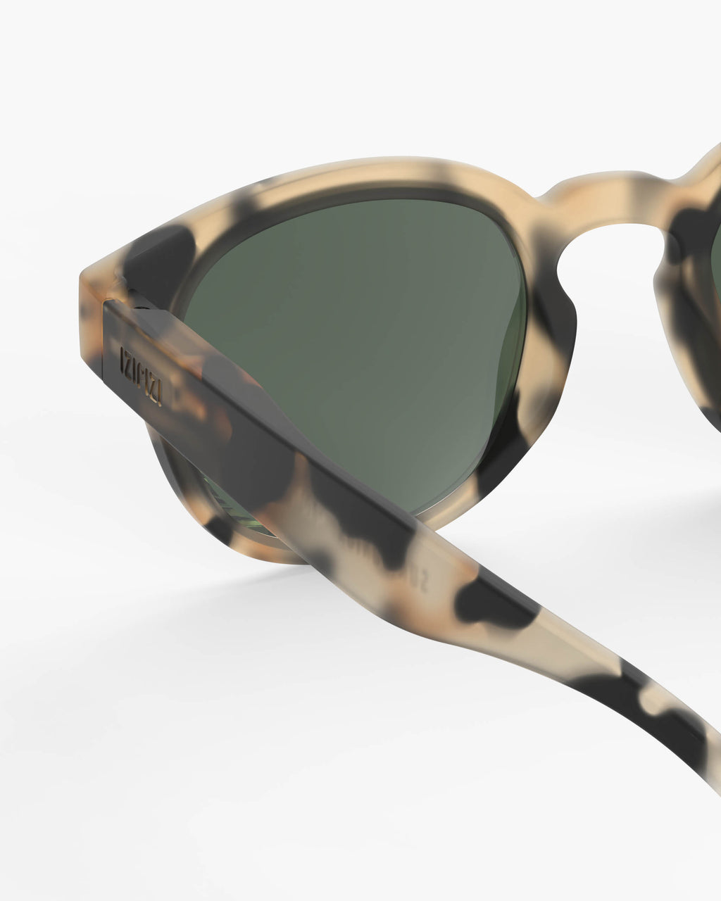 VUE 4 - Interior ZOOM - Headband View - JPG