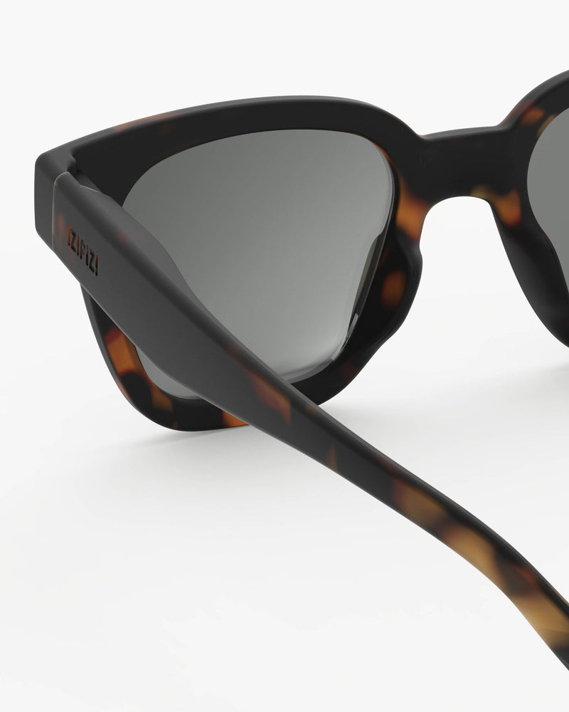 VUE 4 - Interior ZOOM - Headband View - JPG