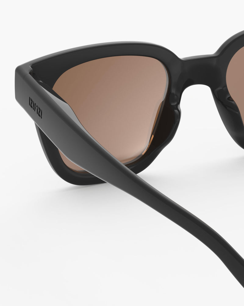 VUE 4 - Interior ZOOM - Headband View - JPG