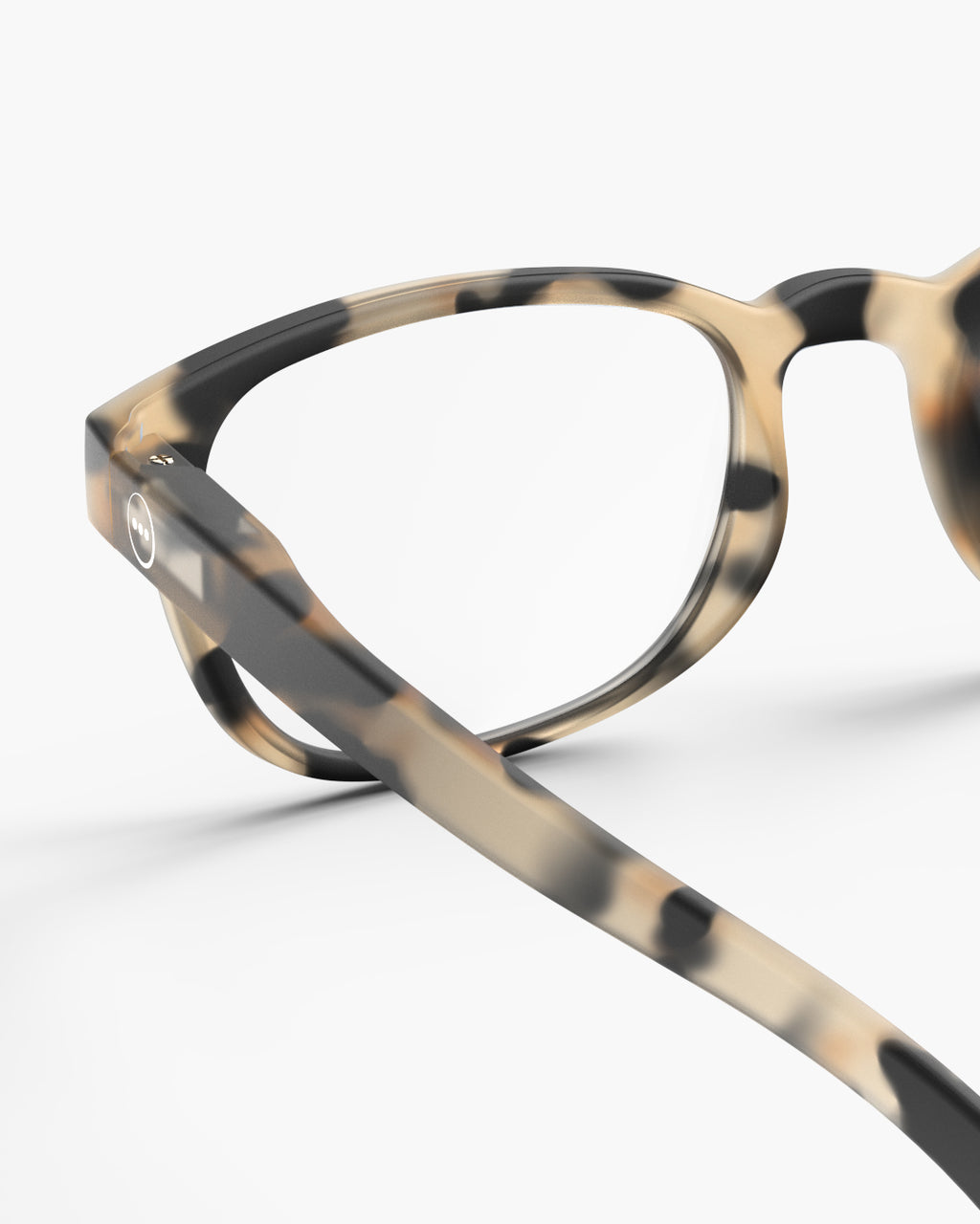 VUE 4 - Interior ZOOM - Headband View - JPG