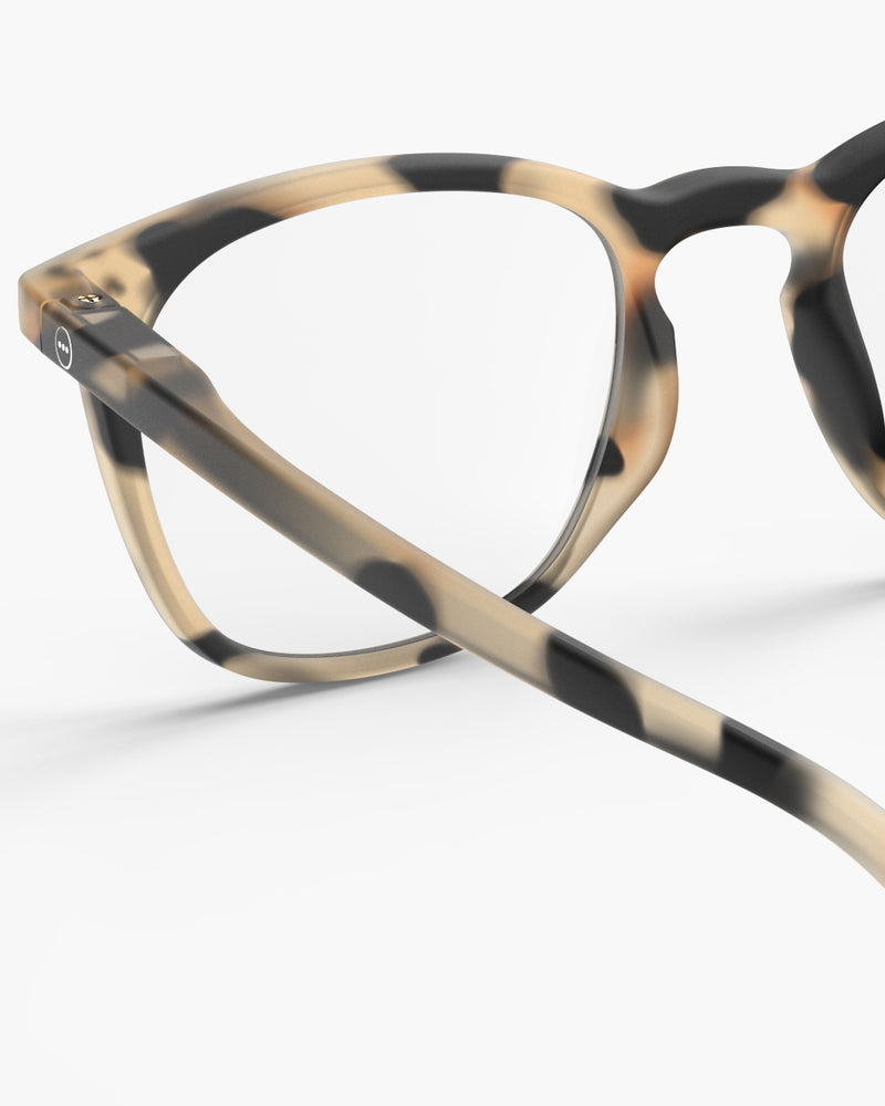 VUE 4 - Interior ZOOM - Headband View - JPG