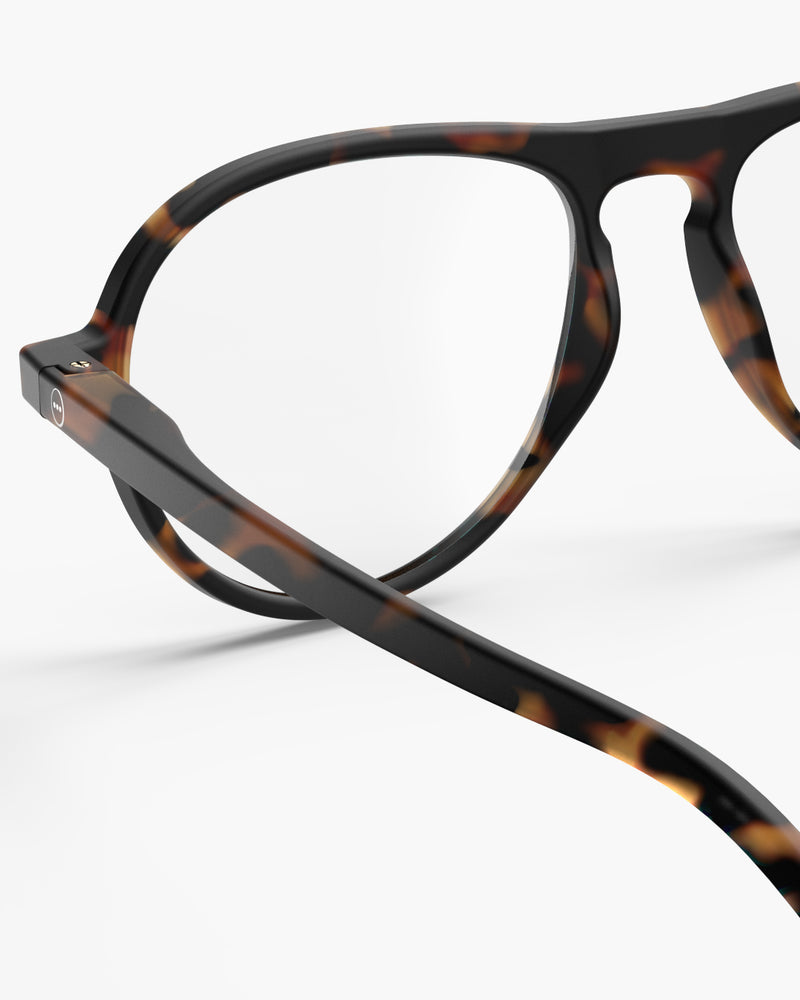 VUE 4 - Interior ZOOM - Headband View - JPG