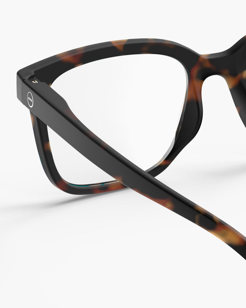VUE 4 - Interior ZOOM - Headband View - JPG