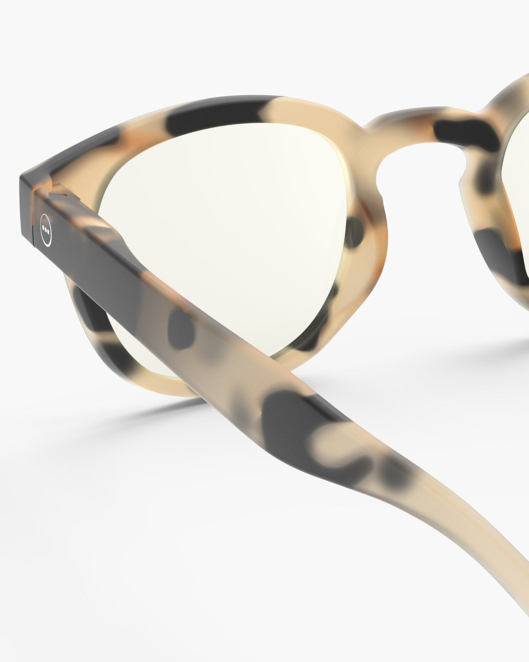 VUE 4 - Interior ZOOM - Headband View - JPG