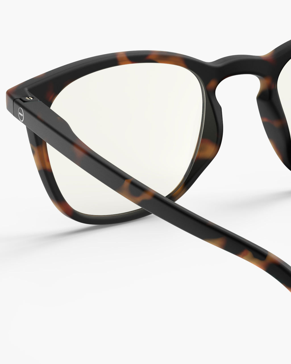 VUE 4 - Interior ZOOM - Headband View - JPG