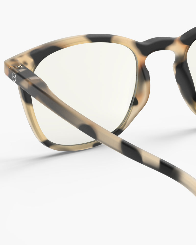 VUE 4 - Interior ZOOM - Headband View - JPG