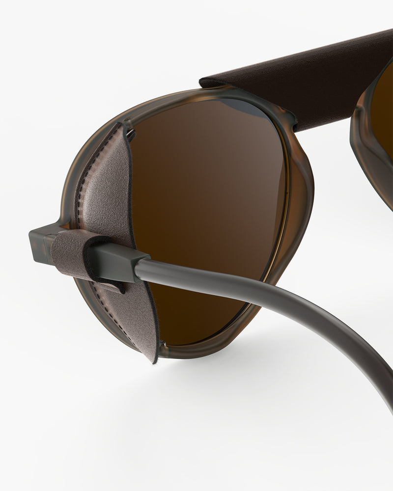 VUE 4 - Interior ZOOM - Headband View - JPG