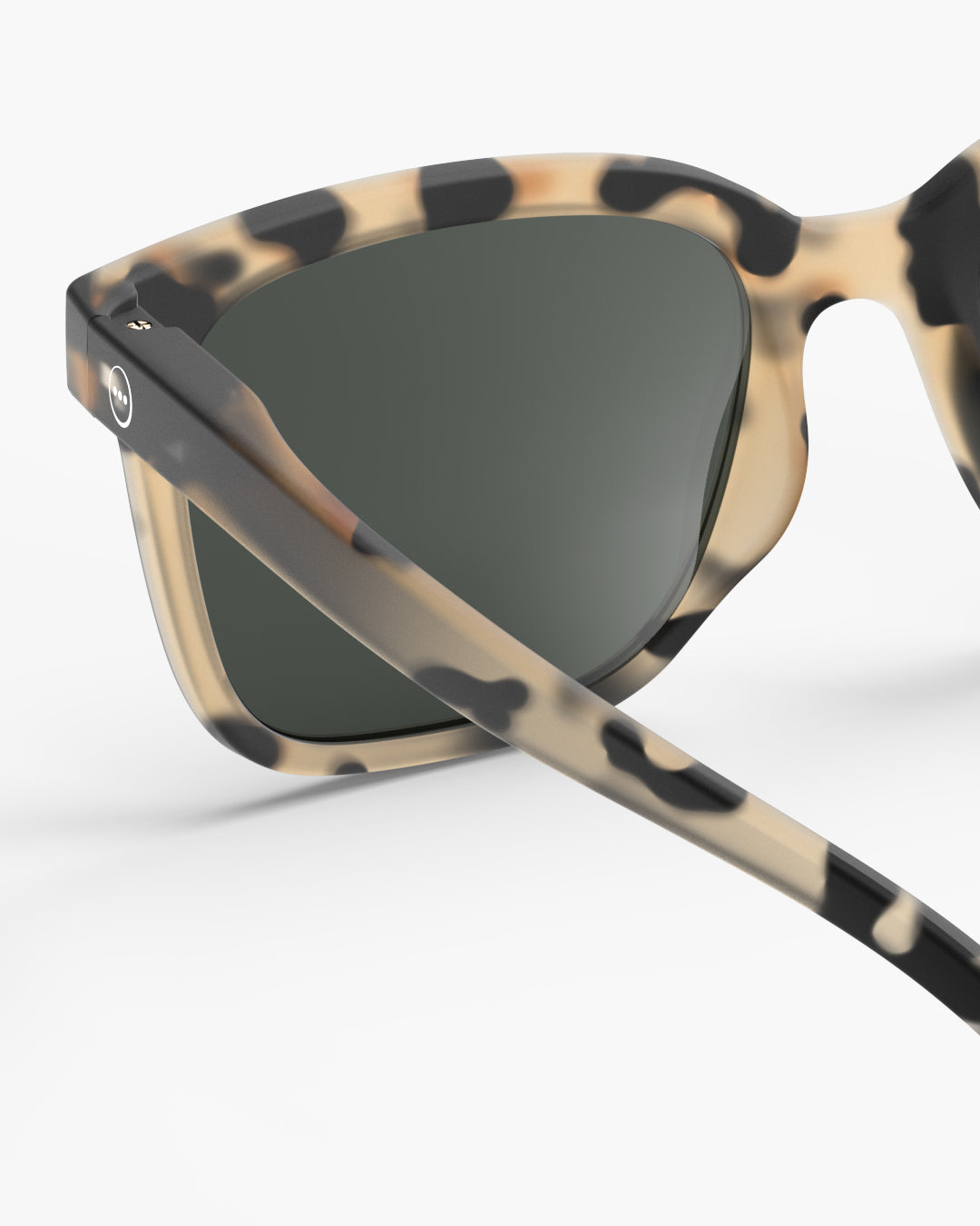 VUE 4 - Interior ZOOM - Headband View - JPG