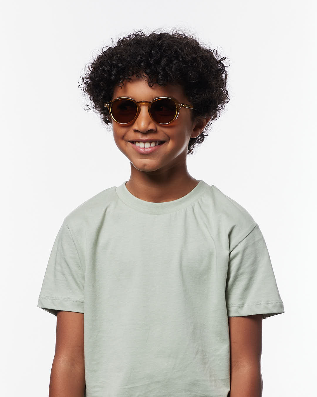 On-model View (M)