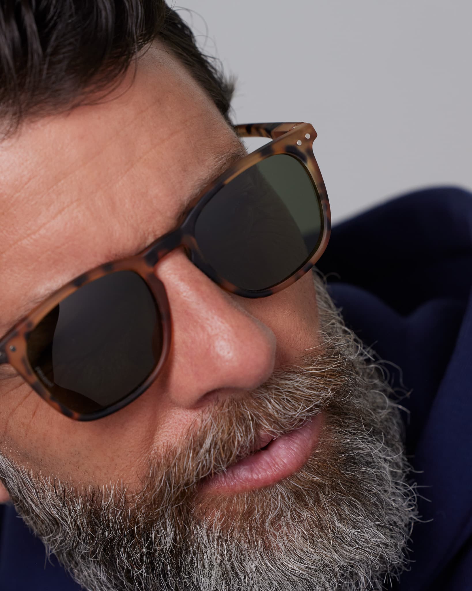 Brille #E Light Tortoise Polarized Trapezförmige Mehrfarbig und Muster - Izipizi