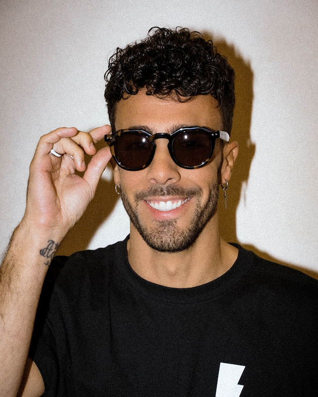 NOUVELLES LUNETTES DE SOLEIL