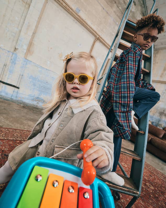 NEW KIDS SUNGLASSES 